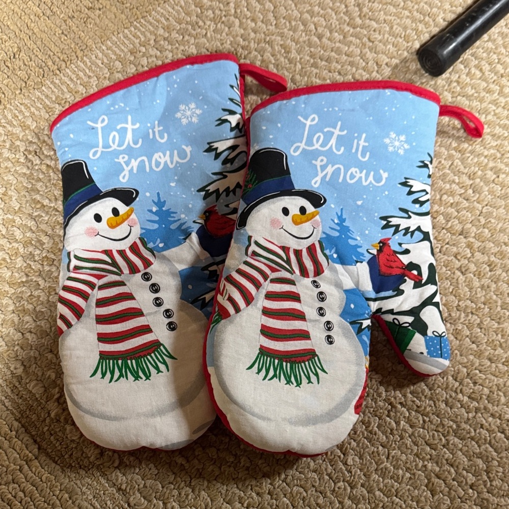 Festive Snowman Oven Mitts